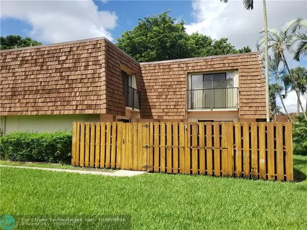2140 SW 90th Ave, Davie, FL 33324