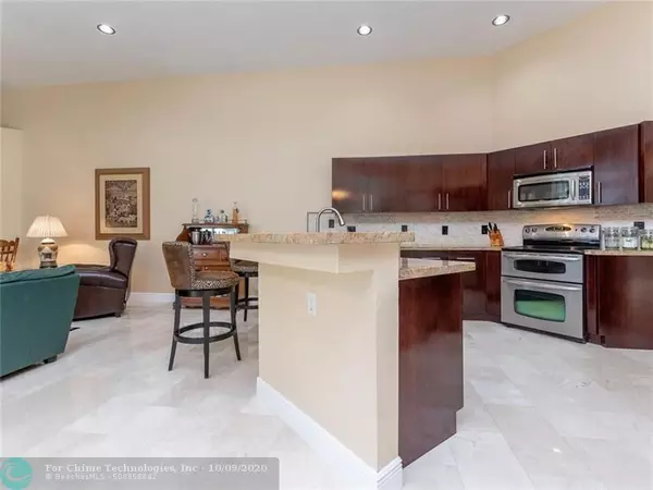 Weston, FL 33332,2816 Oakbrook Manor