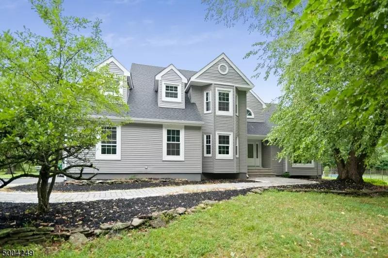 2 BENJAMIN TRL, Hopewell Twp., NJ 08534