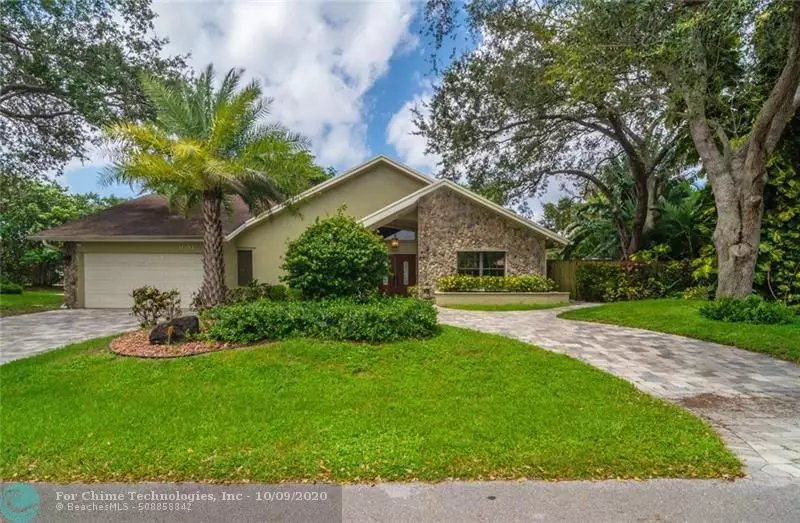 1081 SW 93rd Ave, Plantation, FL 33324