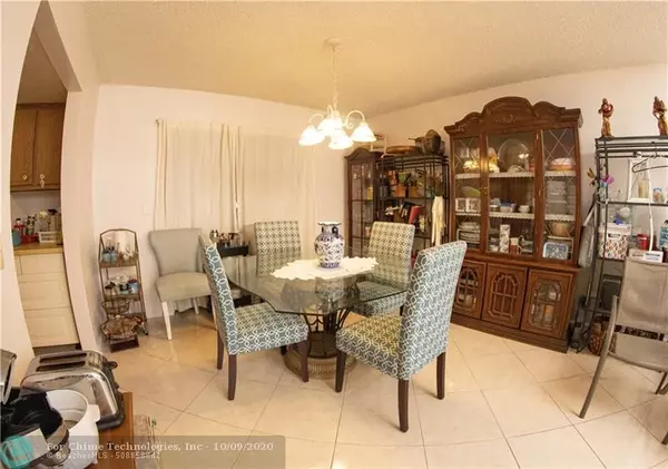 Boca Raton, FL 33428,9313 SW 3rd St