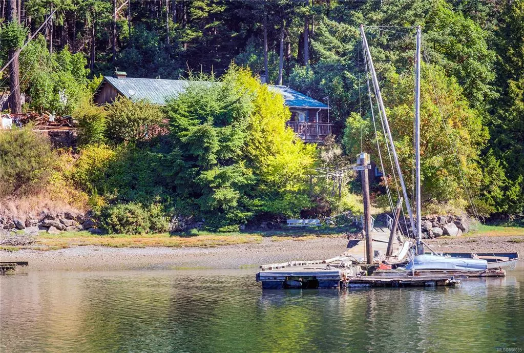 Saturna Island, BC V0N 2Y0,118 Boot Cove Rd