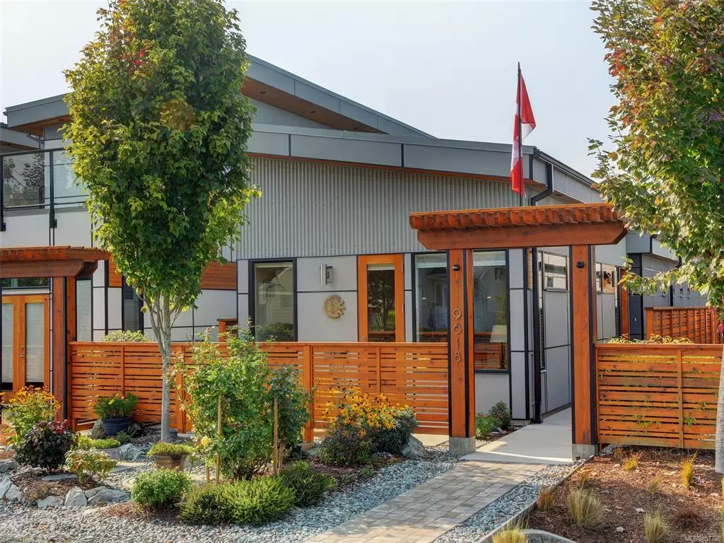 Sidney, BC V8L 2Y6,9618 Fourth St