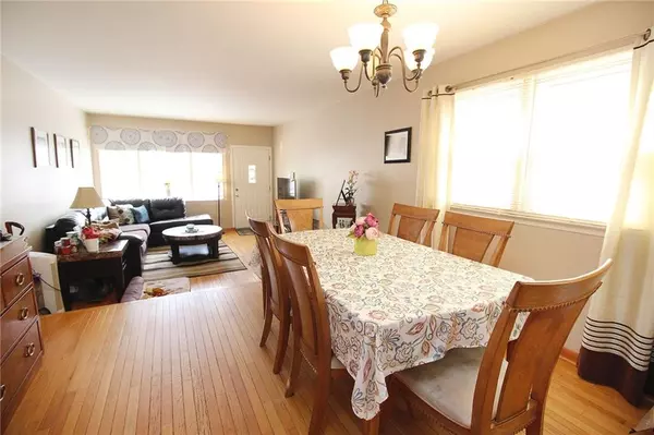Staten  Island, NY 10301,92 LaBau AVE