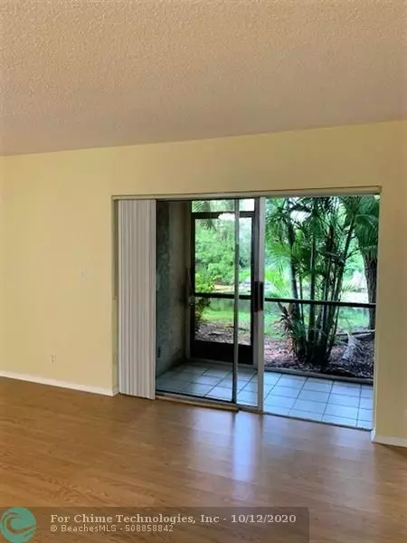 Pompano Beach, FL 33069,713 Gardens Dr  #105