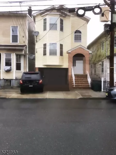 155 FRANKLIN STREET, Elizabeth City, NJ 07206