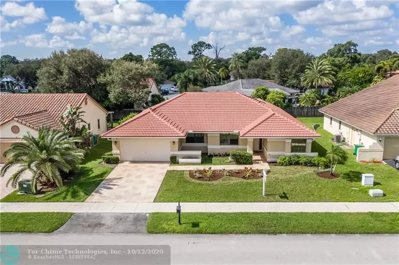 3041 Old Orchard Rd, Davie, FL 33328