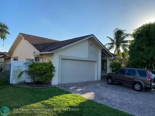 7390 NW 37th St, Lauderhill, FL 33319