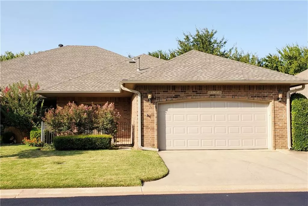 Edmond, OK 73013,1917 NW 159th Place