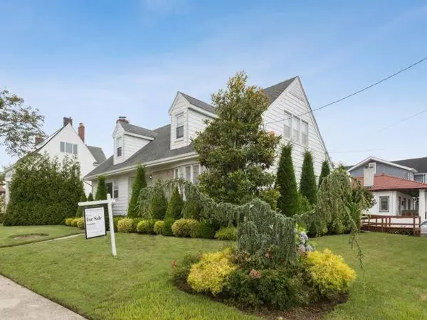 Neponsit, NY 11694,146-06 Rockaway Beach BLVD