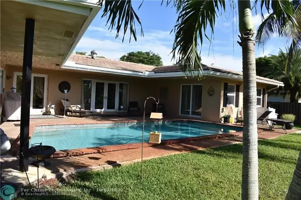 Plantation, FL 33317,921 E Tropical Way