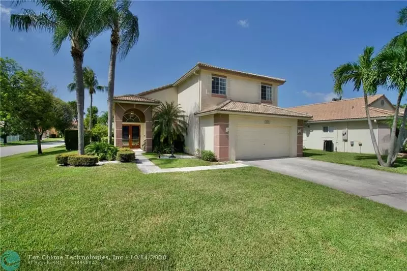 4595 NW 7th St, Deerfield Beach, FL 33442