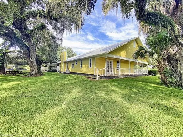 Labelle, FL 33935,1712 Frontier CIR