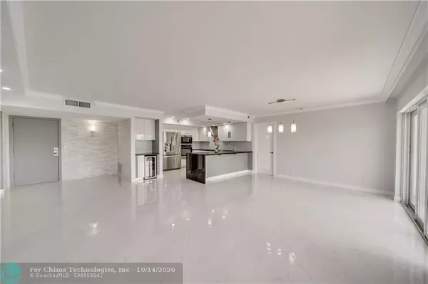 Hallandale, FL 33009,300 Diplomat Pkwy  #617