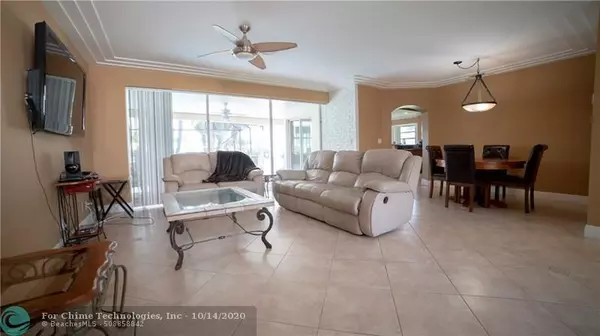 Boca Raton, FL 33433,5617 Golfway Dr