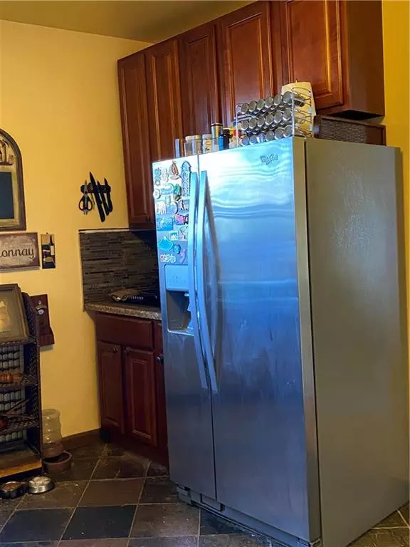 Bronx, NY 10459,883 East 165 ST #2E