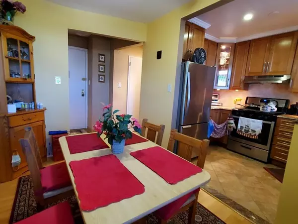 Brooklyn, NY 11209,131 74 ST #5J