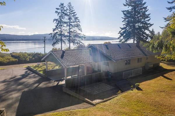 Union Bay, BC V0R 3B0,6039 Island Hwy S