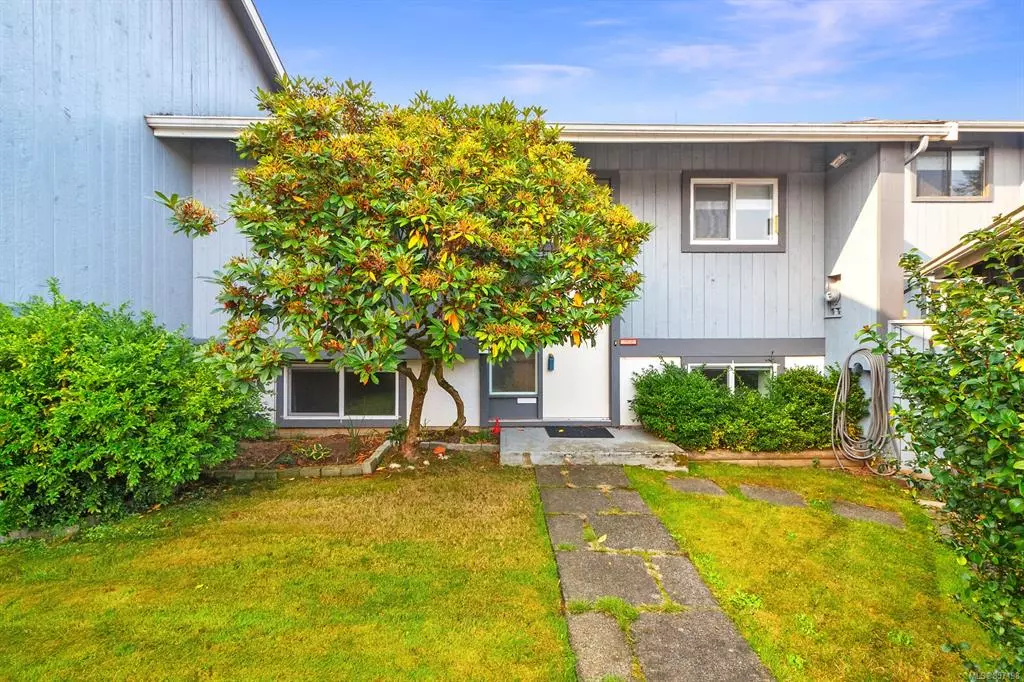 Saanich, BC V8N 3L3,4391 Torquay Dr #14