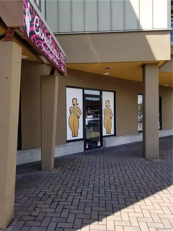 Langford, BC V9B 2X4,751 Goldstream Ave #109