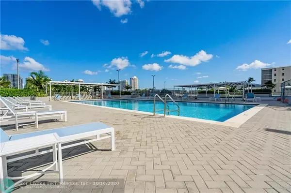 Aventura, FL 33160,18041 Biscayne Blvd  #1801