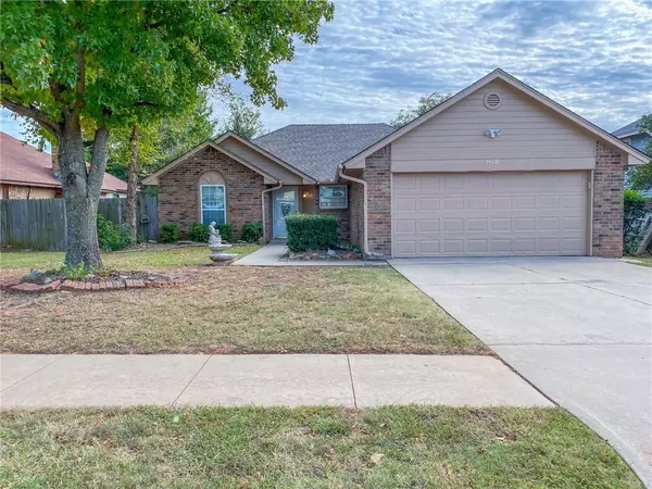 1608 NE 10th Street, Moore, OK 73160