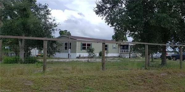 655 N Mayoral ST, Clewiston, FL 33440