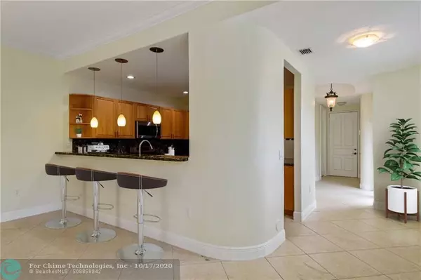 Fort Lauderdale, FL 33301,1613 NE 5th Ct  #1613