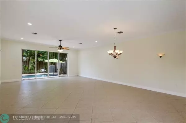 Fort Lauderdale, FL 33301,1613 NE 5th Ct  #1613