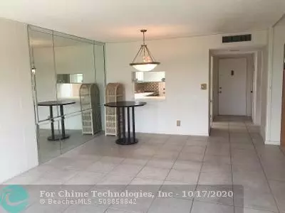 Pompano Beach, FL 33069,2306 S Cypress Bend Dr  #421