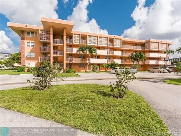 3001 NW 46th Ave  #104, Lauderdale Lakes, FL 33313