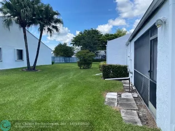 Royal Palm Beach, FL 33411,153 Love Cres  #153