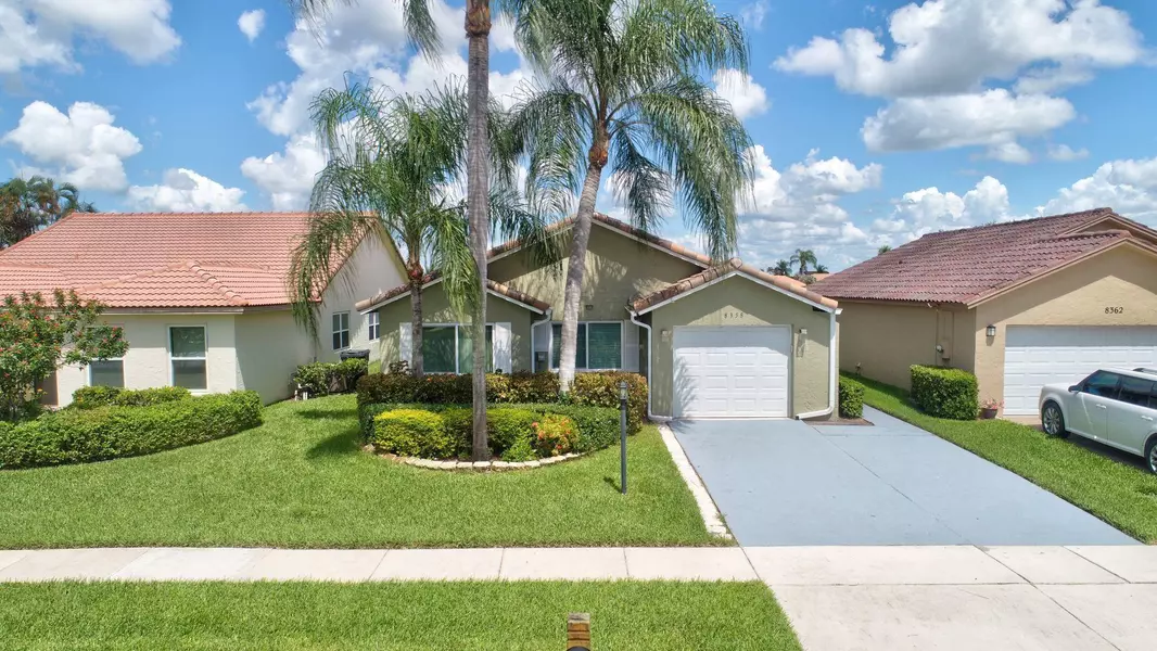 8358 Bonita Isle DR, Lake Worth, FL 33467