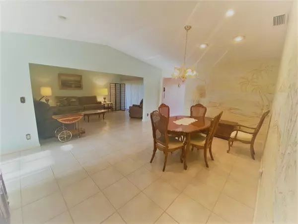 Delray Beach, FL 33484,15872 Forsythia CIR