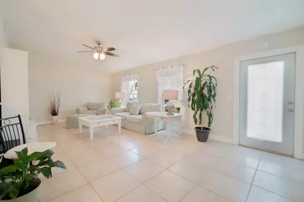 Lake Worth, FL 33467,7838 Elwood DR