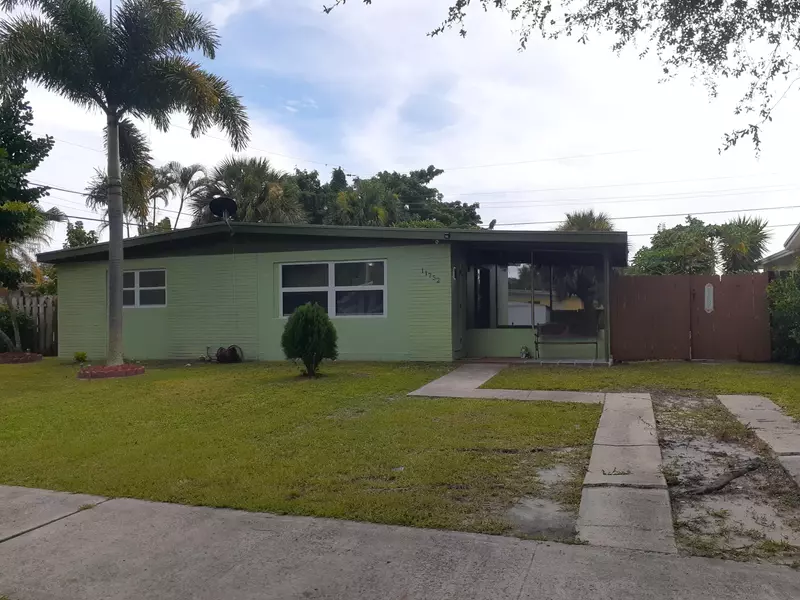 11752 Balsam DR, Royal Palm Beach, FL 33411