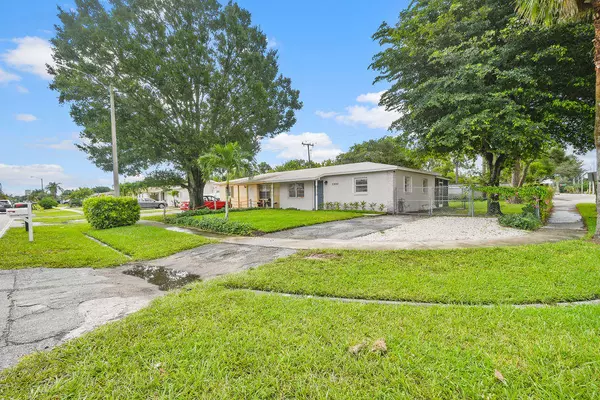 Greenacres, FL 33463,5990 S 38th CT