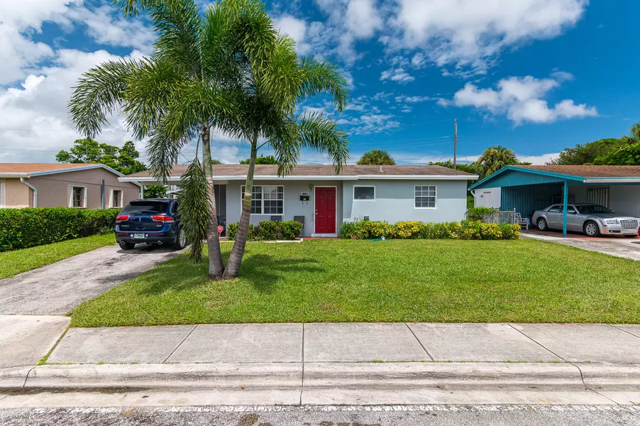 1130 W 1st ST, Riviera Beach, FL 33404