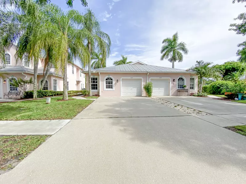 10693 Pelican DR, Wellington, FL 33414