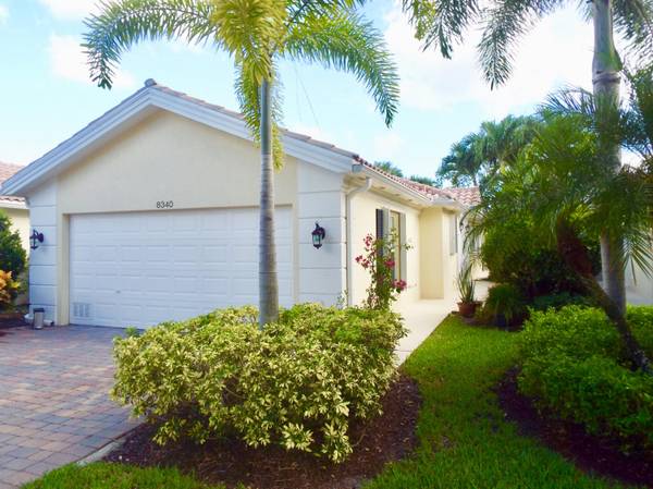 8340 Saint Johns CT, Wellington, FL 33411