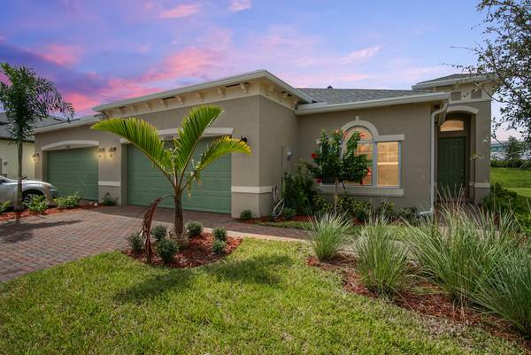 12924 SW Lake Fern CIR, Port Saint Lucie, FL 34987