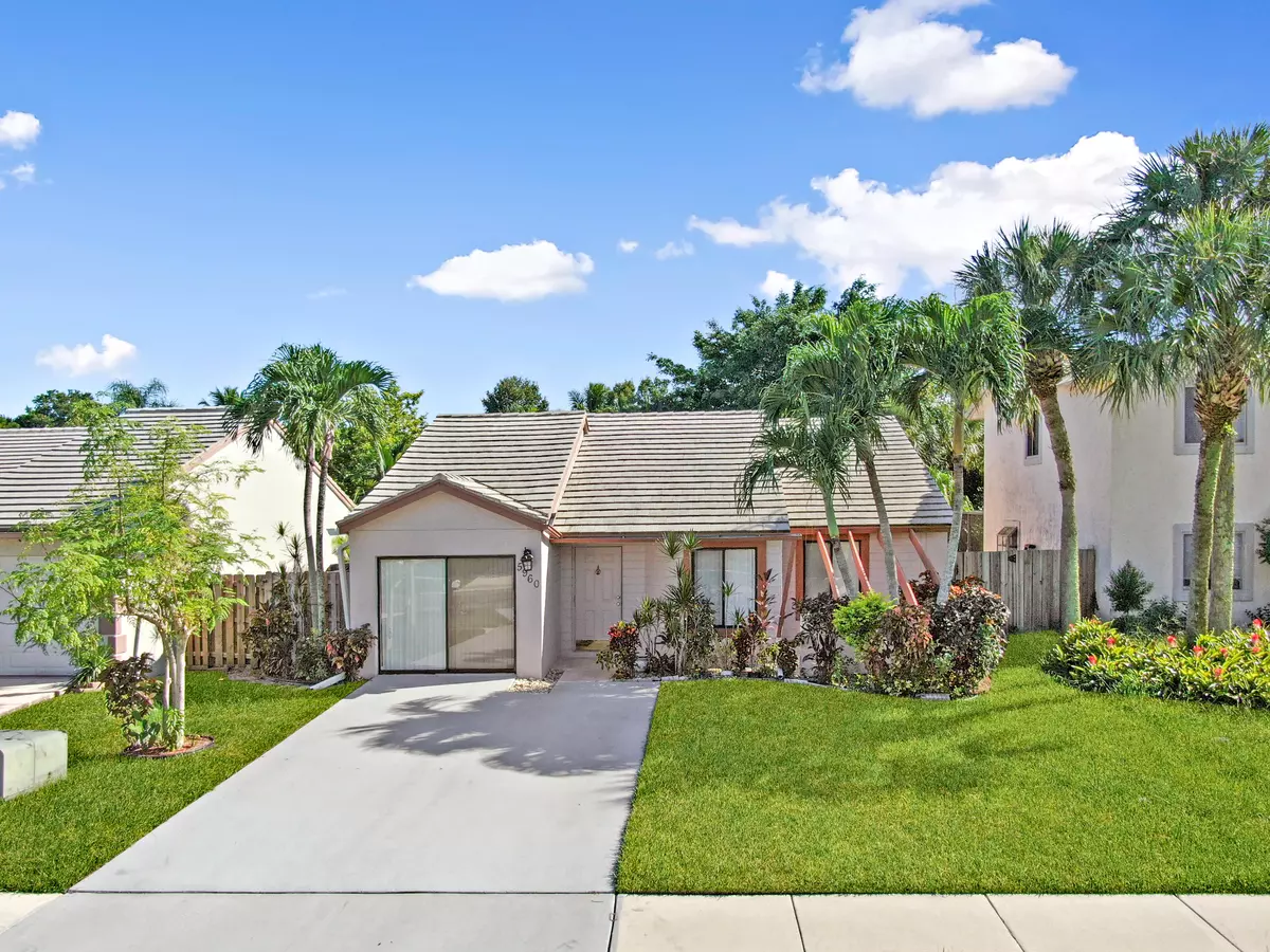 Lake Worth, FL 33463,5960 Strawberry Lakes CIR