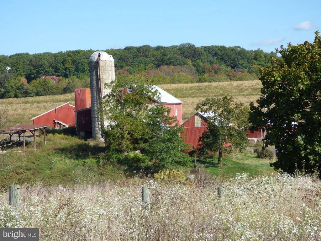 Barto, PA 19504,231 HOFFMAN RD