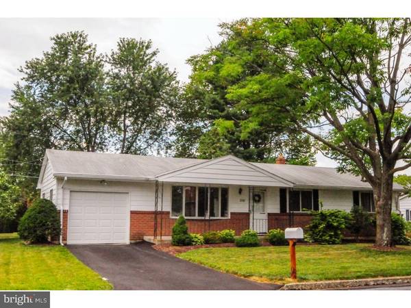 2150 ASTER RD, Macungie, PA 18062