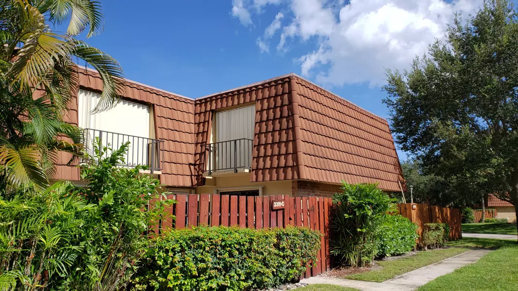 3311 Spanish Wells DR 48-C, Delray Beach, FL 33445