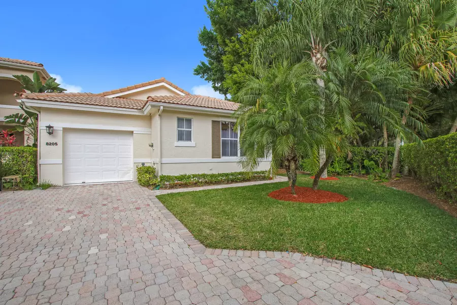 8205 Sandpiper WAY, West Palm Beach, FL 33412