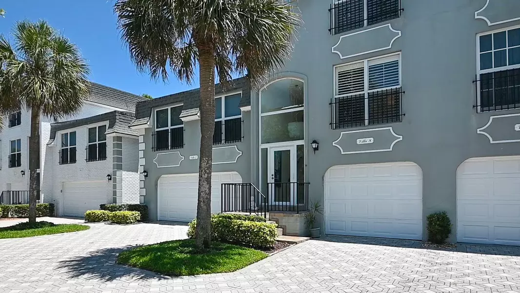 1194 Hillsboro Mile 8, Hillsboro Beach, FL 33062