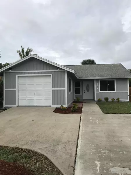 229 Perry AVE, Greenacres, FL 33463