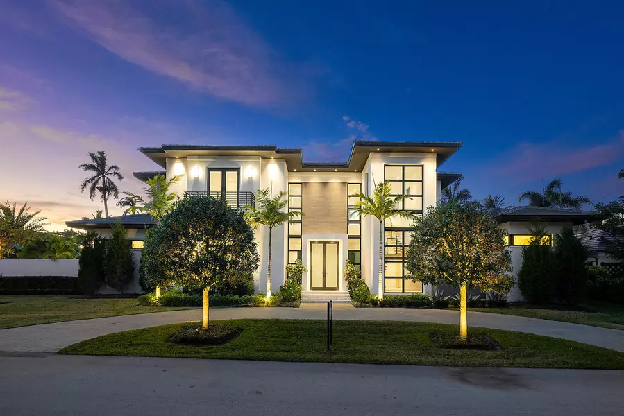 800 Seagate DR, Delray Beach, FL 33483