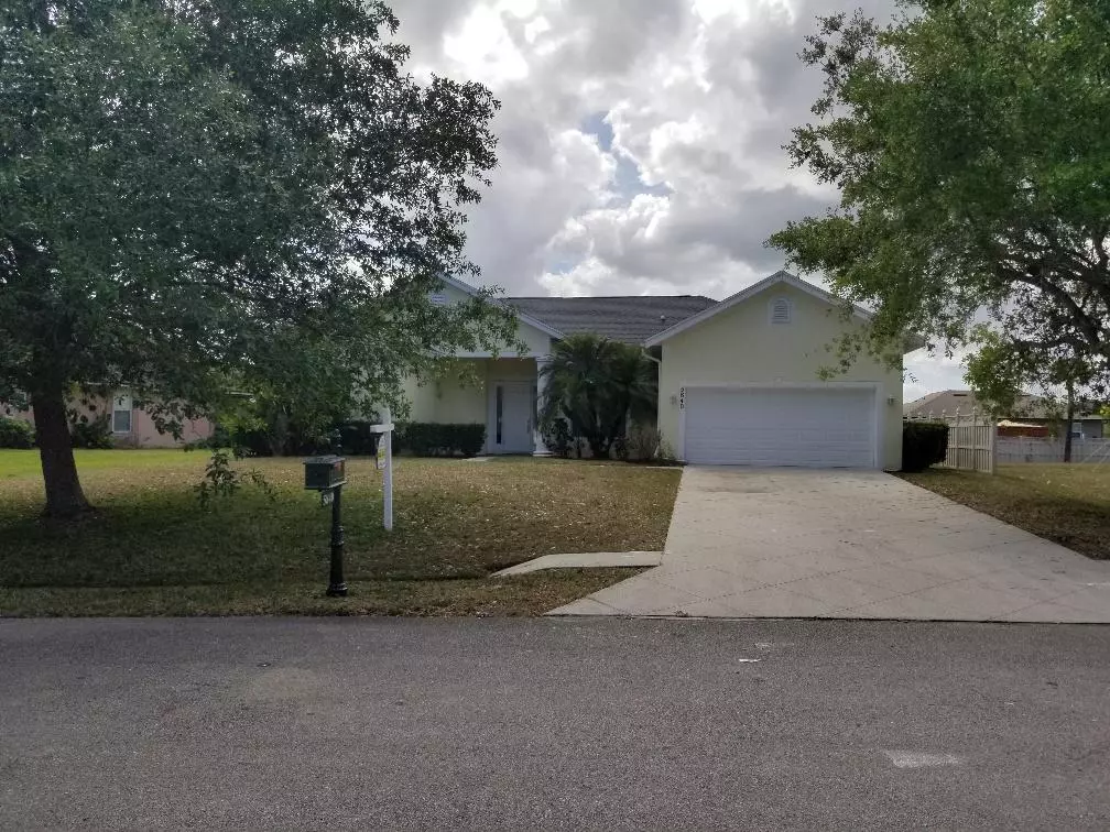 Port Saint Lucie, FL 34986,5840 NW Windy Pines LN